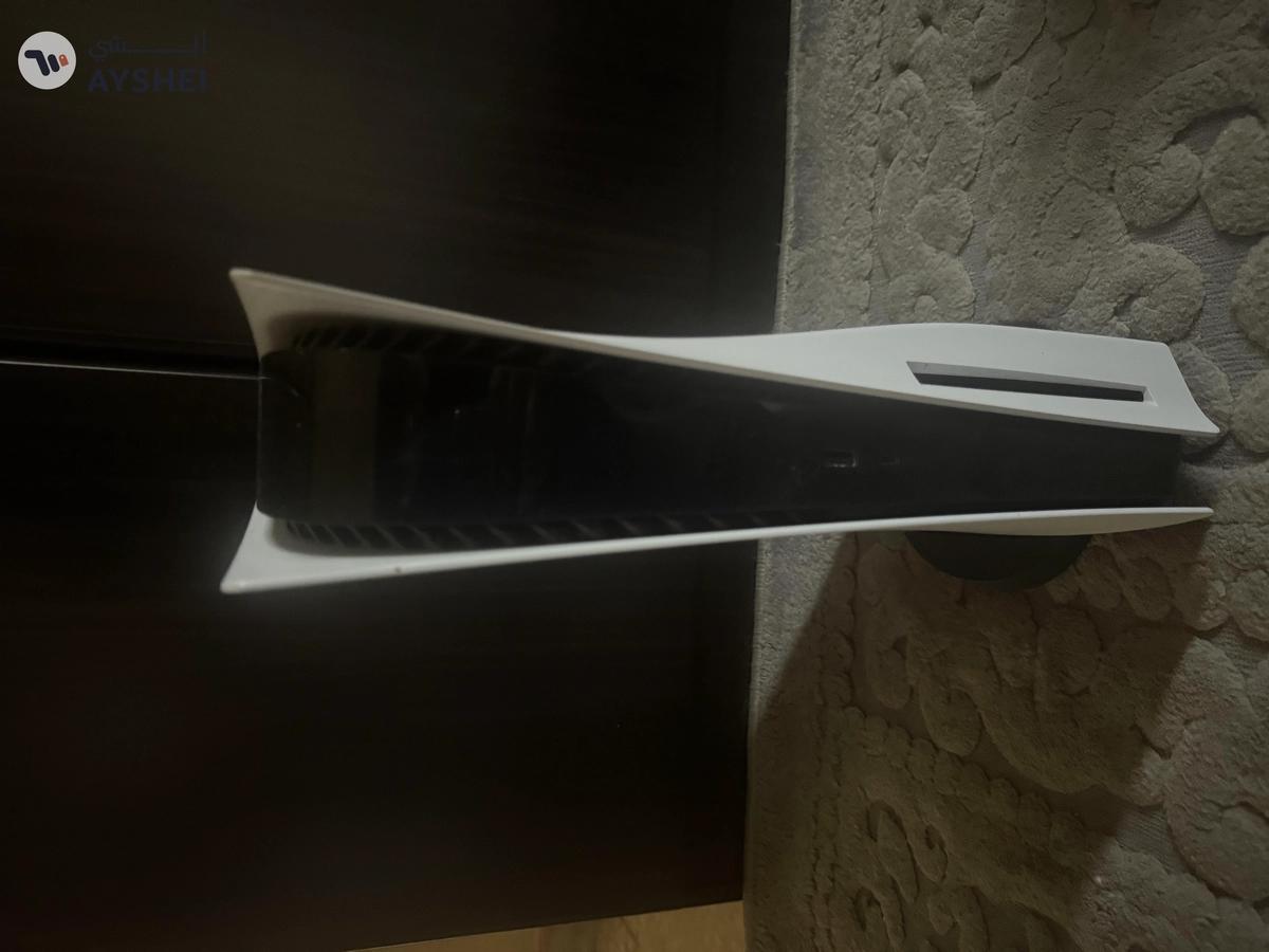 PlayStation 5 disc edition urgent sale-0-landscape