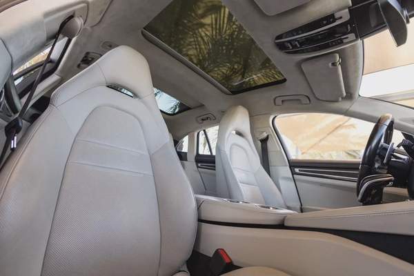 Porsche Panamera Turbo Sport Turismo