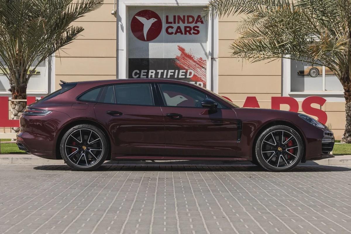 Porsche Panamera Turbo Sport Turismo-22-22