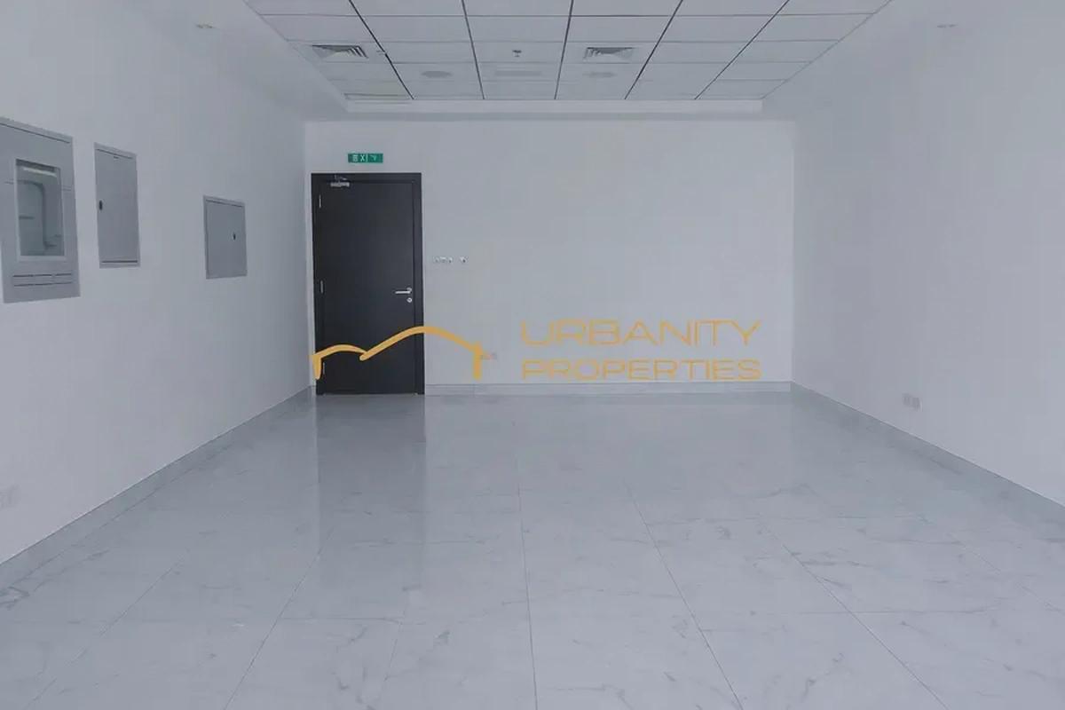 Fully Fitted Office Space | Prime Business Bay Location | Parking-5-5