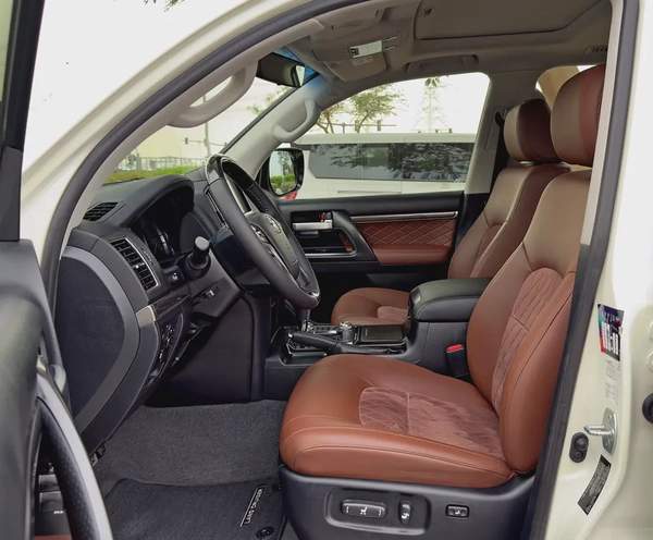 2020 Toyota Land Cruiser GXR V6 Grand Touring, GCC Specifications