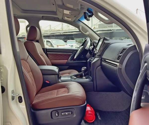 2020 Toyota Land Cruiser GXR V6 Grand Touring, GCC Specifications