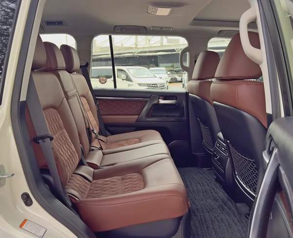 2020 Toyota Land Cruiser GXR V6 Grand Touring, GCC Specifications