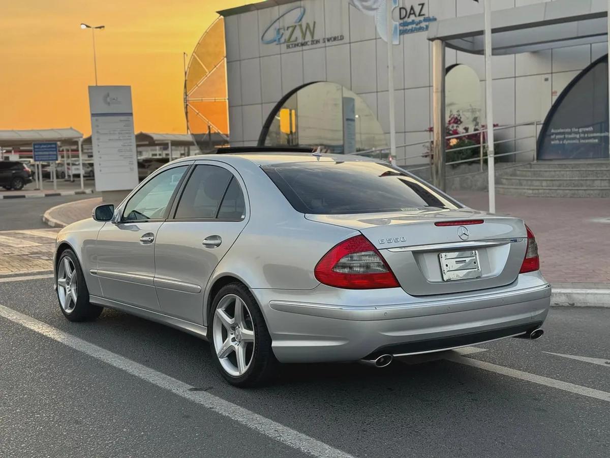 Mercedes Benz E550 2009 76,000km - Original Paint - Japan Import - Clean Title-3-3