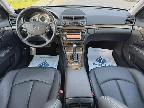 Mercedes Benz E550 2009 76,000km - Original Paint - Japan Import - Clean Title