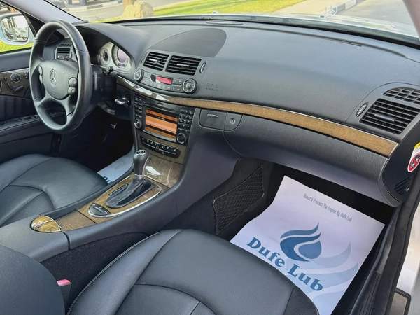 Mercedes Benz E550 2009 76,000km - Original Paint - Japan Import - Clean Title