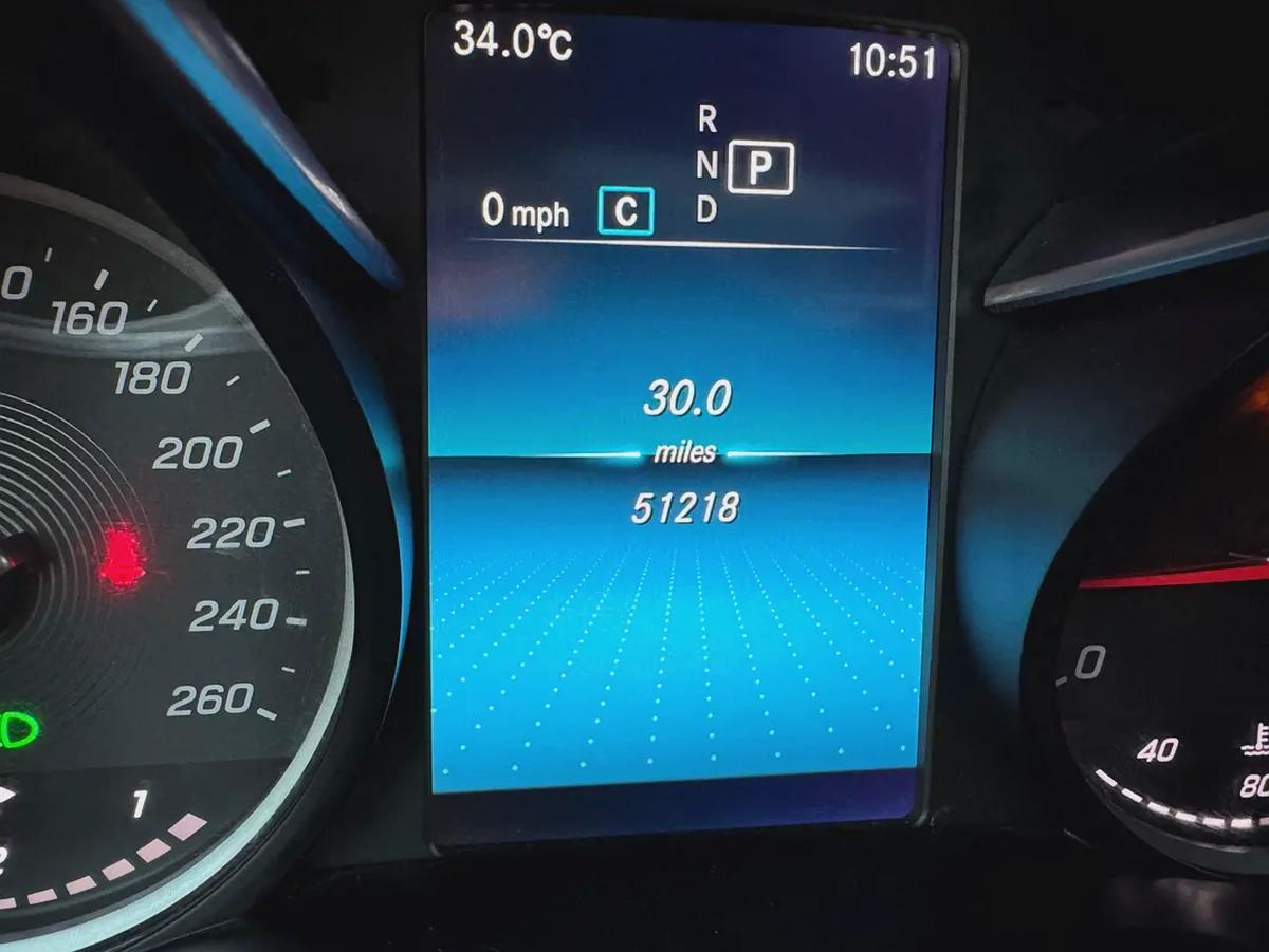 Mercedes–GLC300 AMG/4matic–Excellent condition-17-17