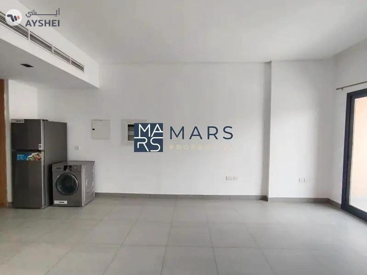 Brand New Spacious Studio Available for Sale-2-2