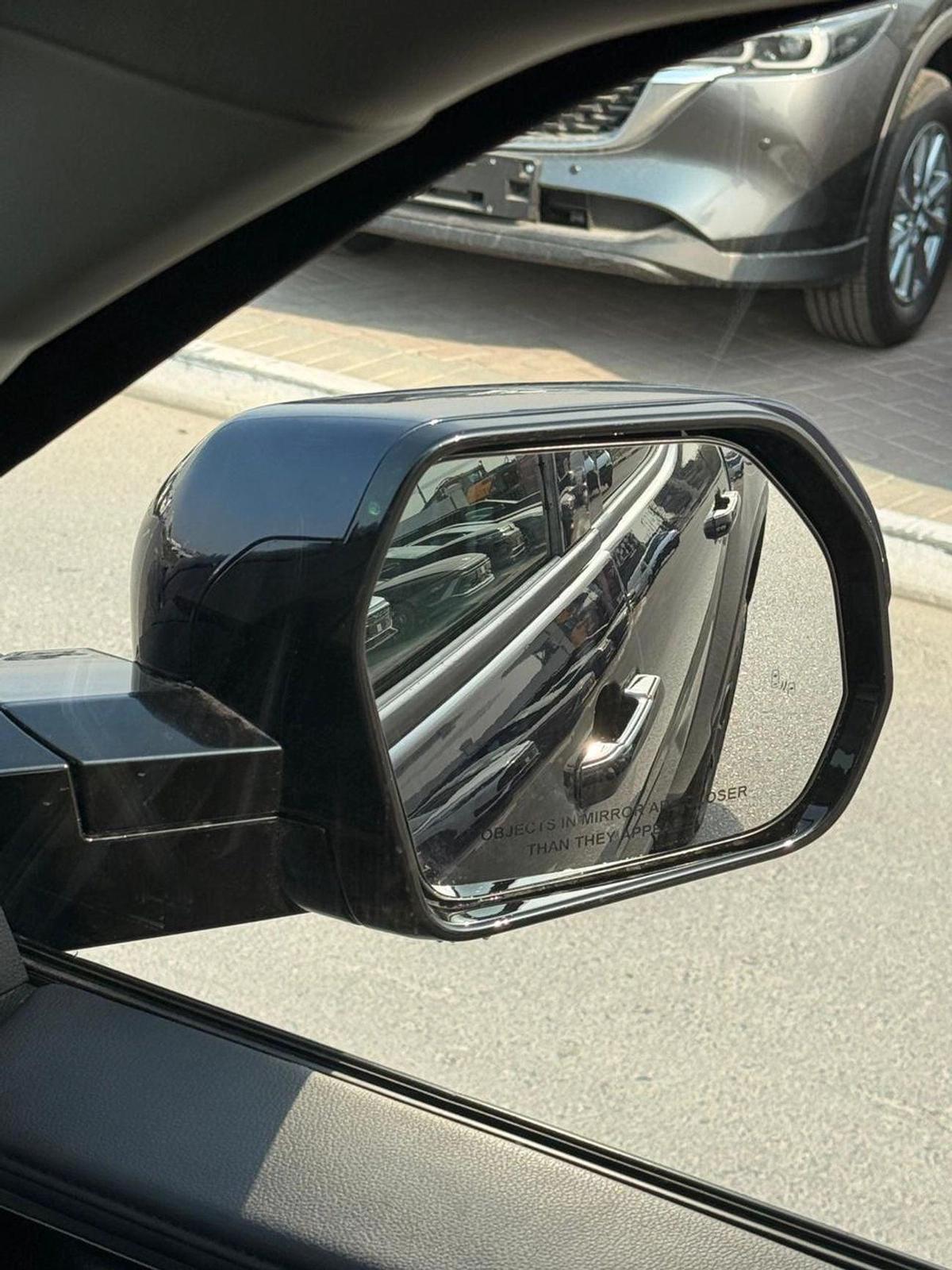 Toyota Tundra Premium option 360 Camera, leather seats 2024-17-17