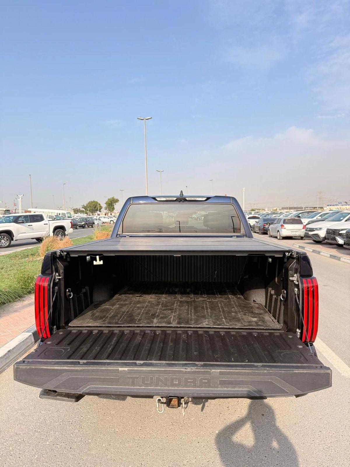 Toyota Tundra Premium option 360 Camera, leather seats 2024-19-19