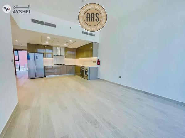 Corner Unit | Chiller Free | Amazing View | Unique layout |