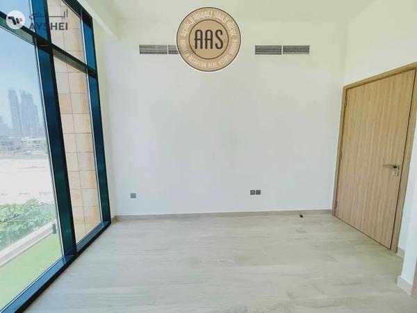 Corner Unit | Chiller Free | Amazing View | Unique layout |