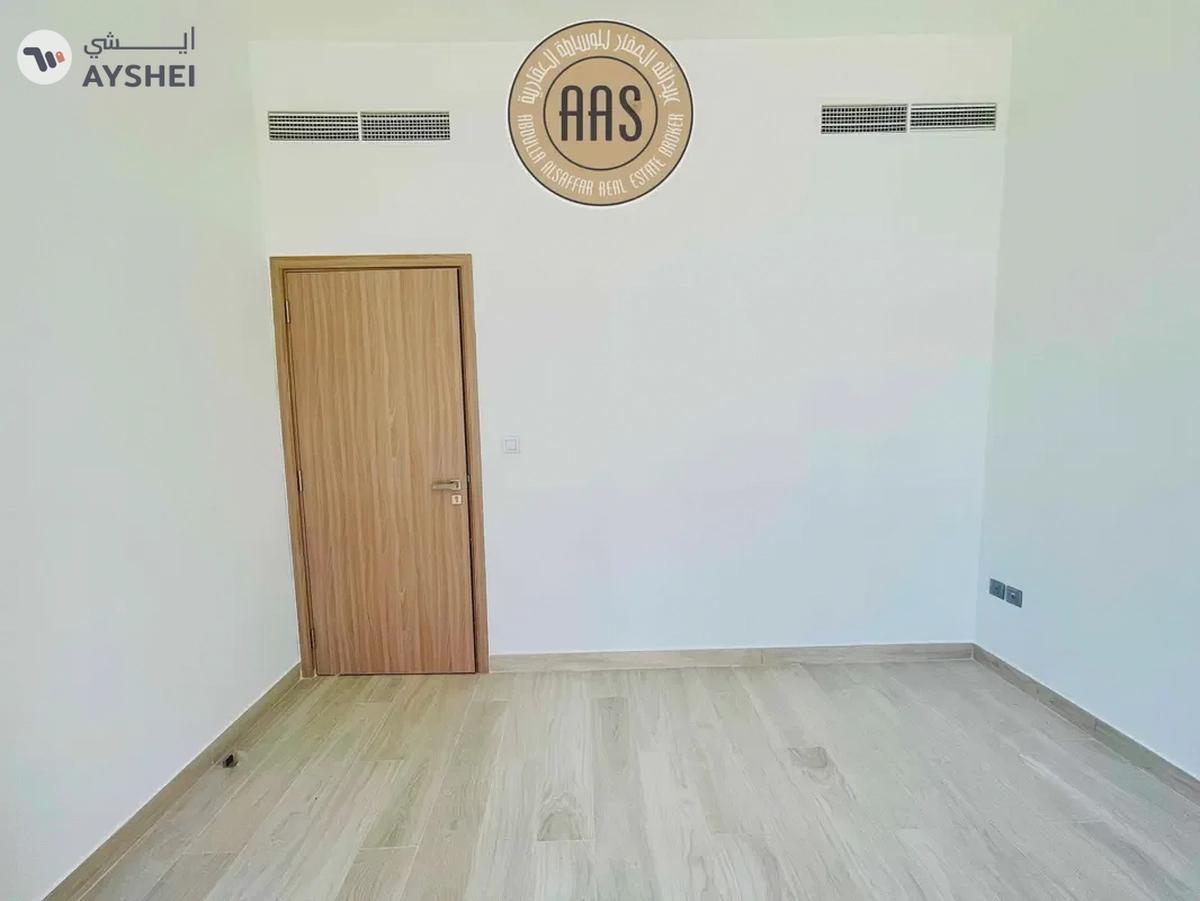 Corner Unit | Chiller Free | Amazing View | Unique layout |-5-5