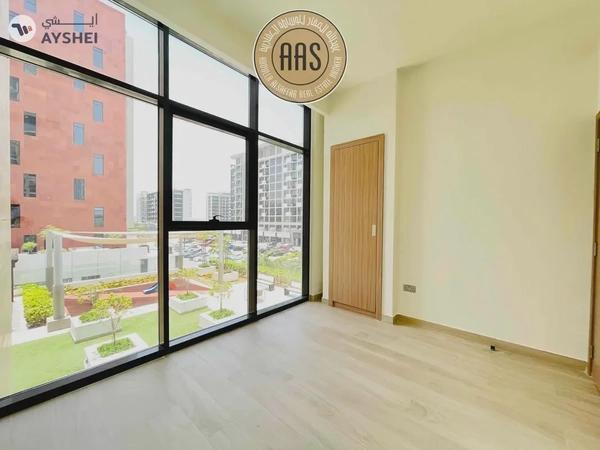 Corner Unit | Chiller Free | Amazing View | Unique layout |