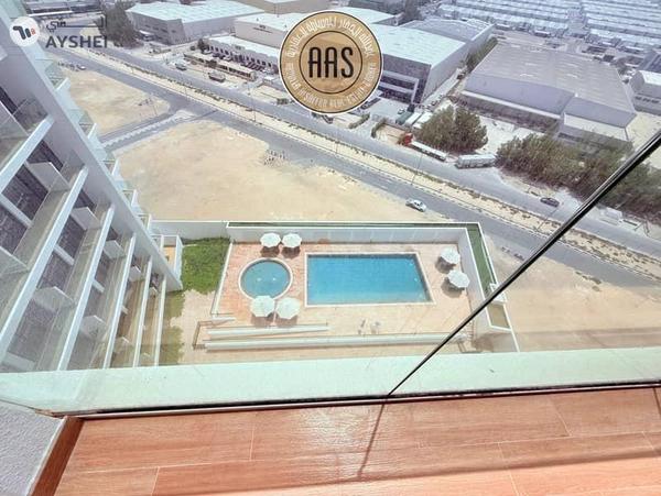 Spacious studio with fully furnished close to metro station