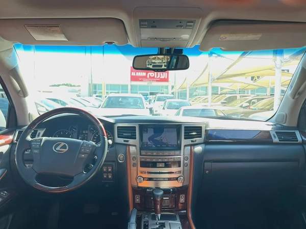 2012 | Lexus LX 570 | GCC | Full Option | 4WD | Ref# 946