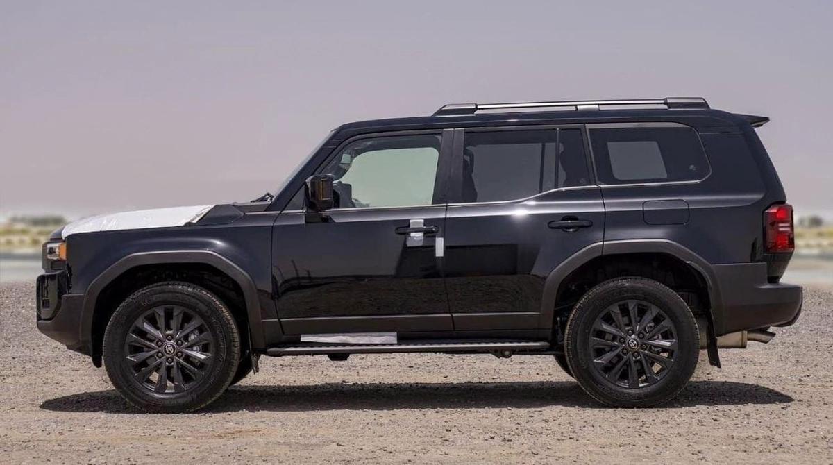 Toyota Prado (LHD) TOYOTA PRADO 250 WX+ LUXURY 2.8D AT MY2025 - black-5-5