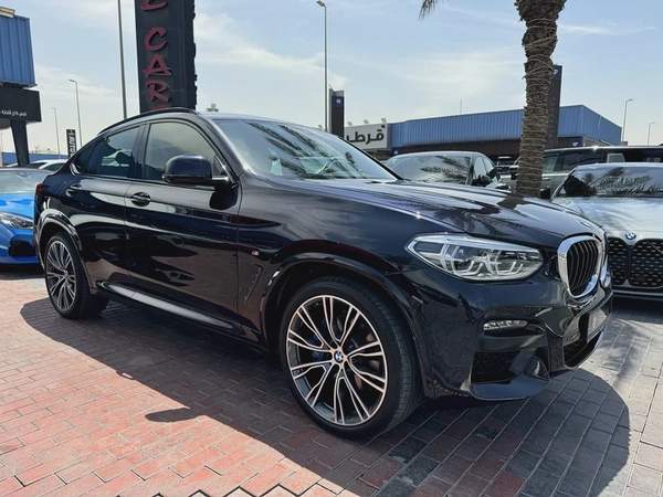 2021. BMW X4. M kit.