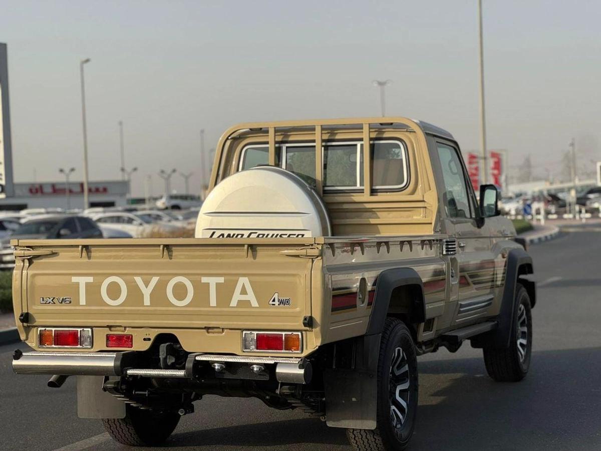 Toyota Land Cruiser Pick Up Std 4.0L Single Cab Utility 4WD-3-3