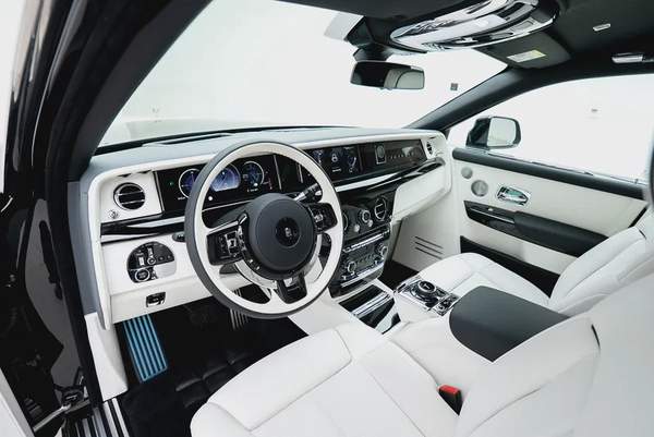 2026 ROLLS ROYCE PHANTOM | GCC | MAIN DEALER WARRANTY AND SERVICE | FULL OPTION