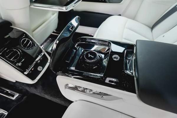 2026 ROLLS ROYCE PHANTOM | GCC | MAIN DEALER WARRANTY AND SERVICE | FULL OPTION