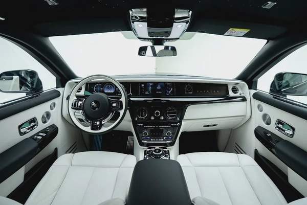 2026 ROLLS ROYCE PHANTOM | GCC | MAIN DEALER WARRANTY AND SERVICE | FULL OPTION