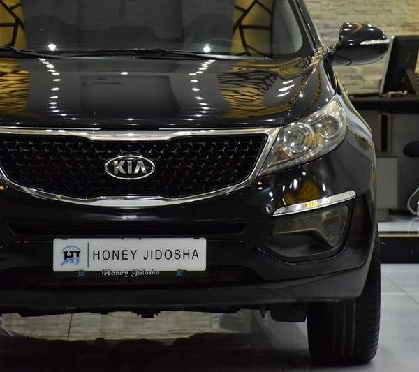 KIA Sportage AWD ( 2016 Model ) in Black Color GCC Specs
