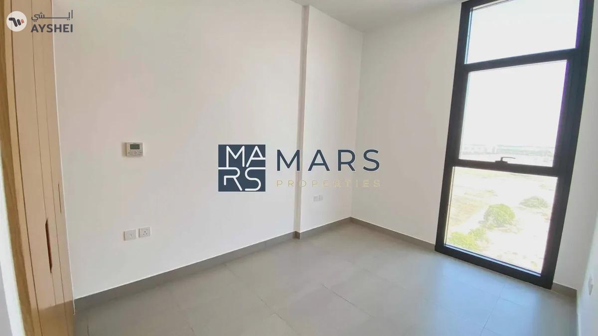 Spacious | Brand new | Open View-18-18