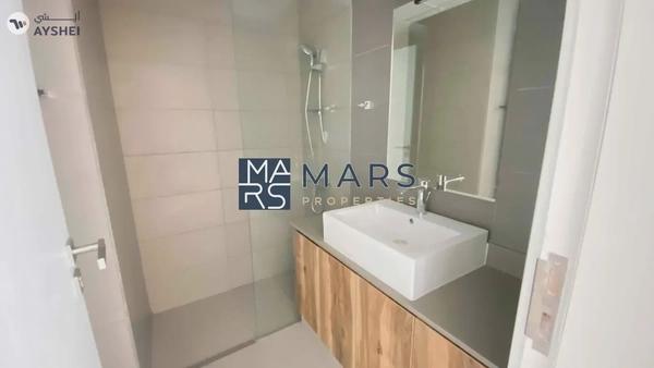 Spacious | Brand new | Open View