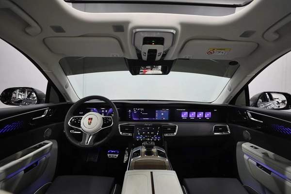 Hongqi E-HS9 | Full Option | 3,250 AED monthly | Registration