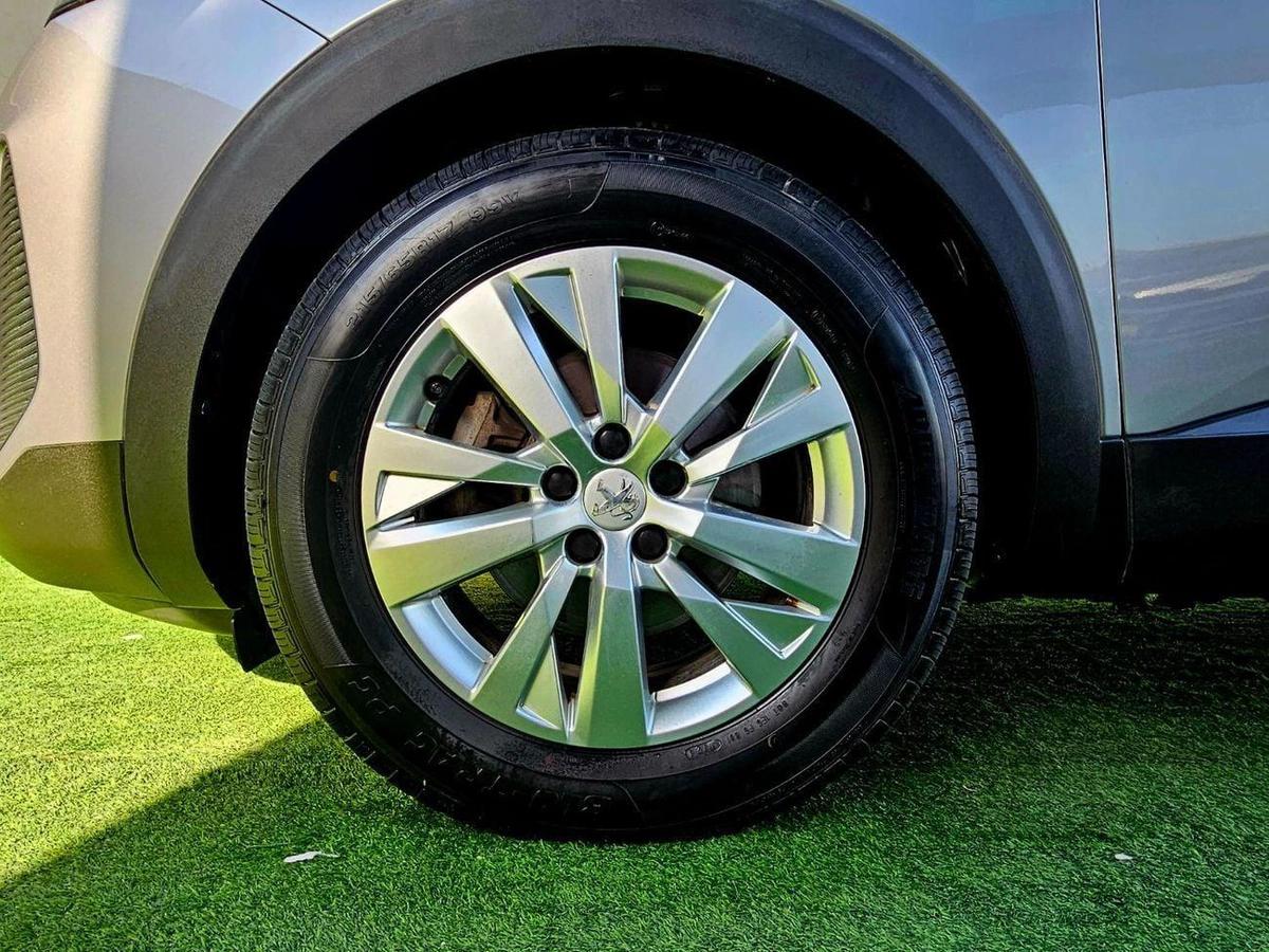 Peugeot 3008 / 1.6 V4/ ORIGINAL PAINT/ SINGLE OWNER/ LOW KMS-7-7