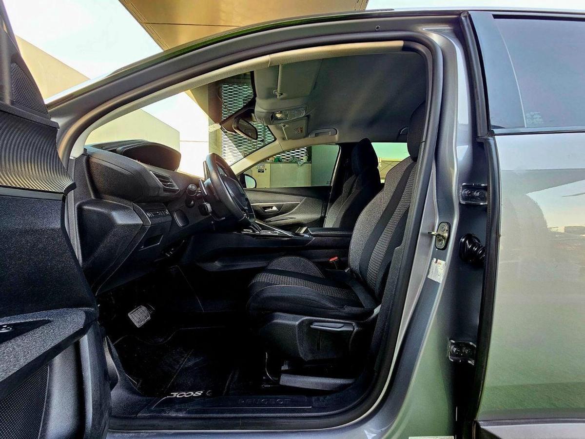 Peugeot 3008 / 1.6 V4/ ORIGINAL PAINT/ SINGLE OWNER/ LOW KMS-10-10