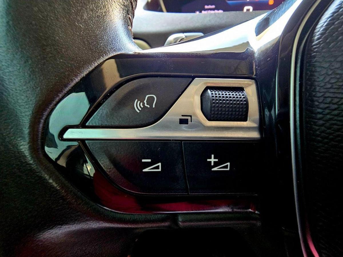 Peugeot 3008 / 1.6 V4/ ORIGINAL PAINT/ SINGLE OWNER/ LOW KMS-15-15