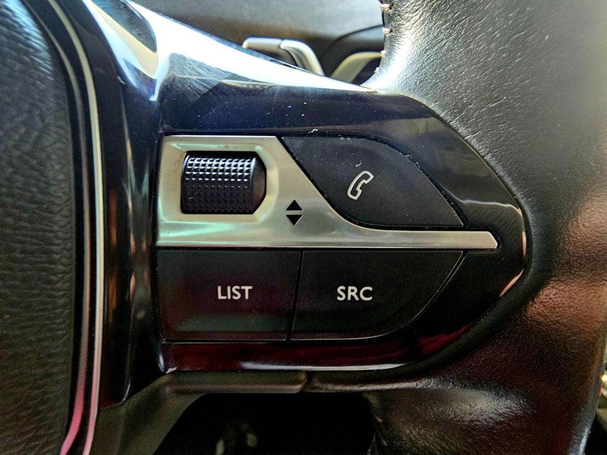 Peugeot 3008 / 1.6 V4/ ORIGINAL PAINT/ SINGLE OWNER/ LOW KMS-16-16