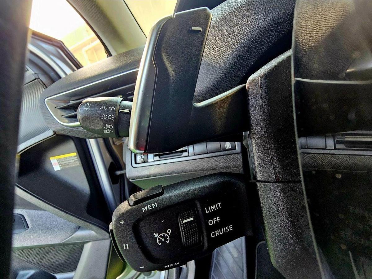 Peugeot 3008 / 1.6 V4/ ORIGINAL PAINT/ SINGLE OWNER/ LOW KMS-20-20