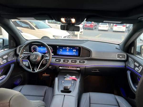 Mercedes benz GLE450 Model 2024 clean title