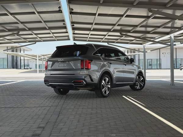 Super clean .. under dealer warranty .. قمه بالنظافه