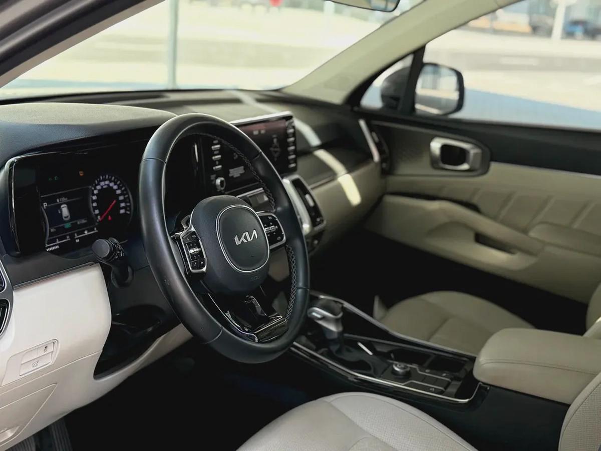 Super clean .. under dealer warranty .. قمه بالنظافه-4-4