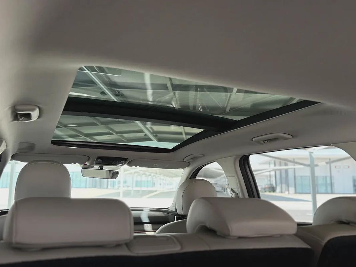 Super clean .. under dealer warranty .. قمه بالنظافه-7-7