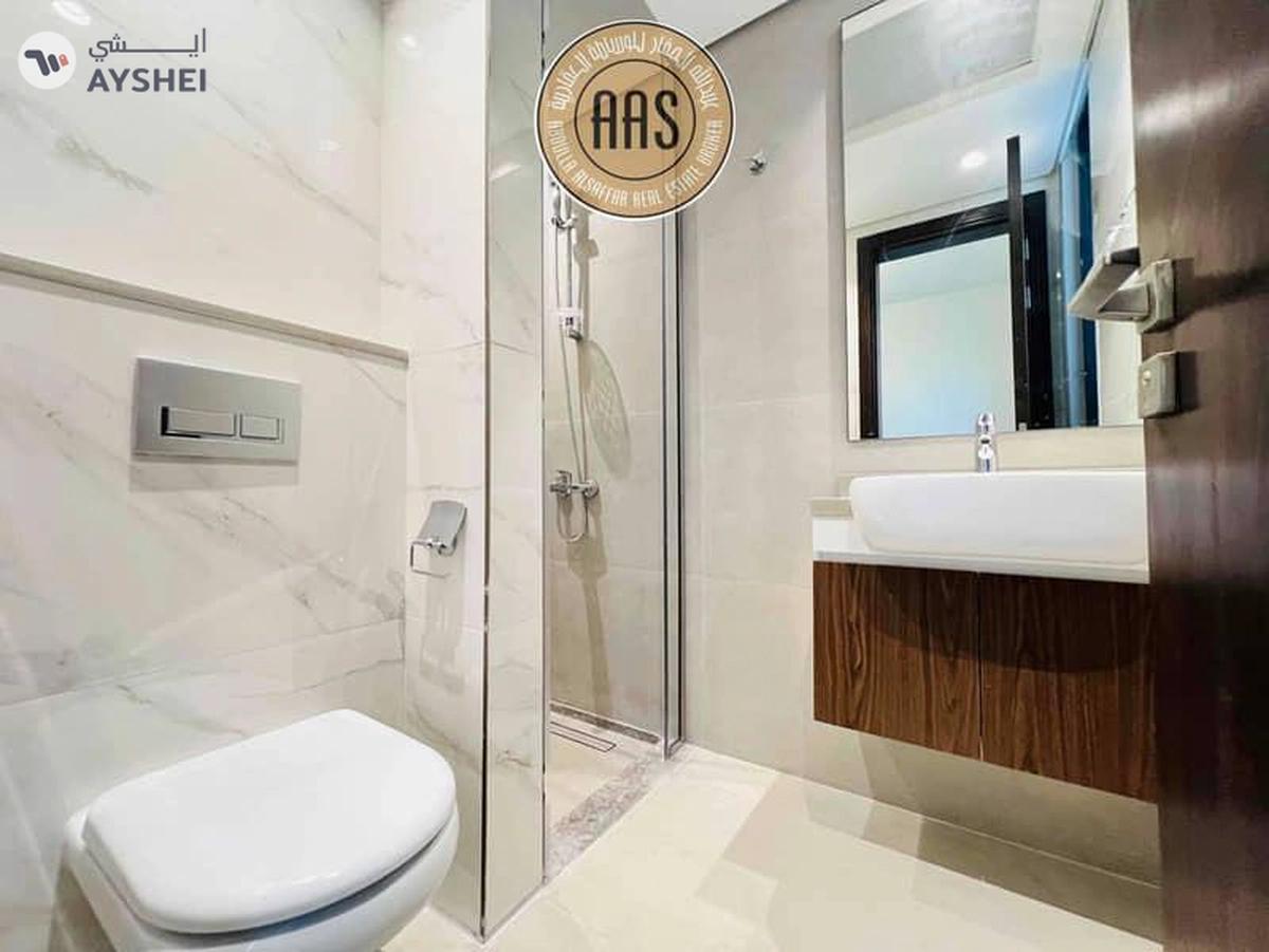 Top Floor || 3 Bedroom Penthouse || Terrace || In 250K Only-11-11