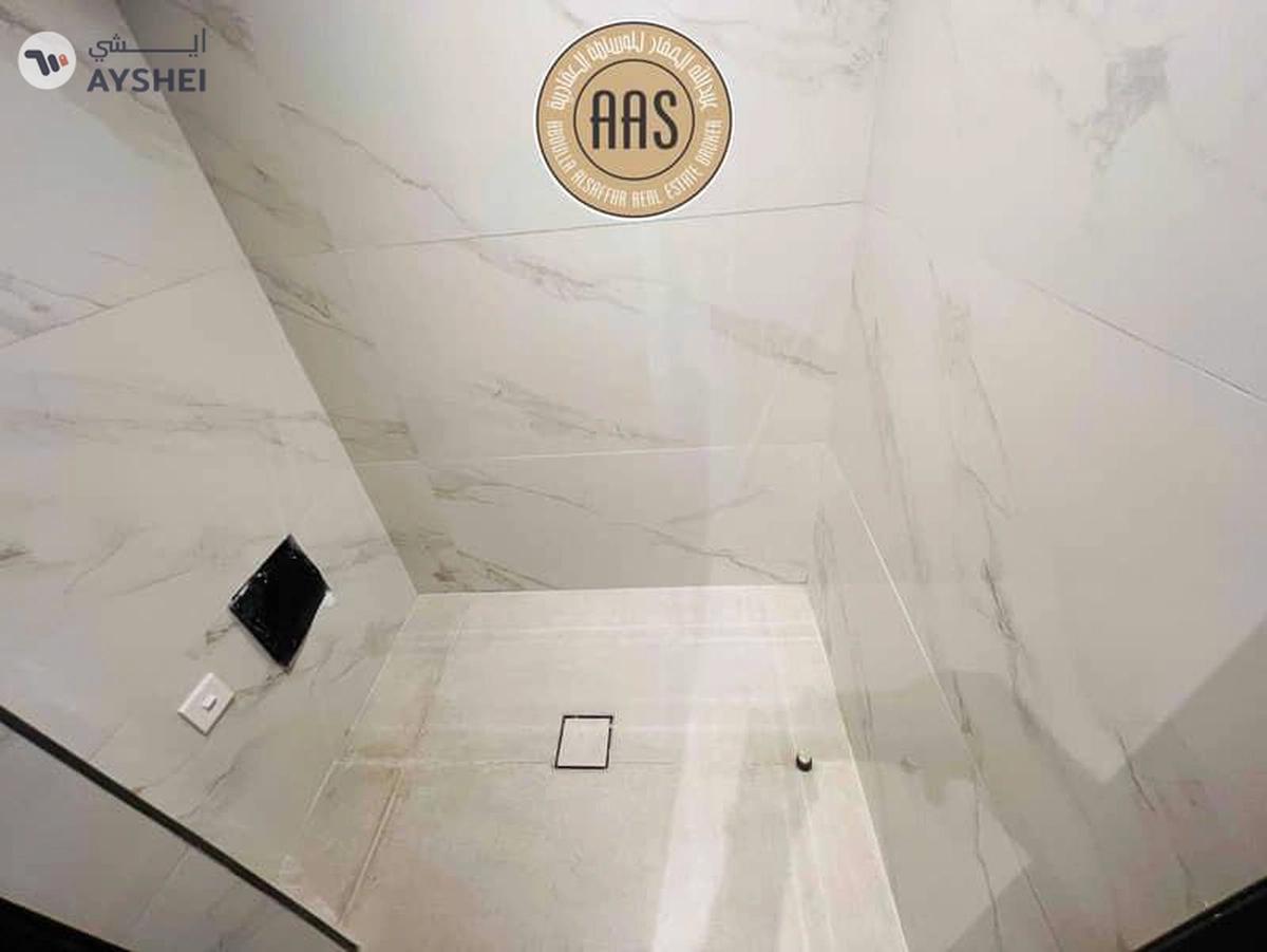 Top Floor || 3 Bedroom Penthouse || Terrace || In 250K Only-12-12