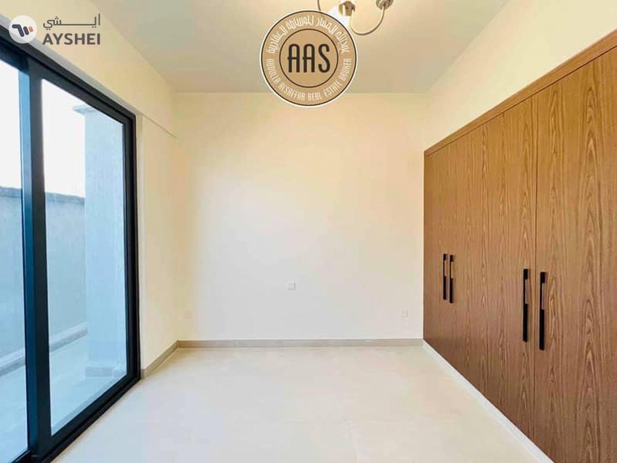 Top Floor || 3 Bedroom Penthouse || Terrace || In 250K Only-15-15