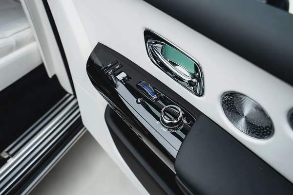 2026 ROLLS ROYCE PHANTOM EWB | GCC | MAIN DEALER WARRANTY SERVICE | VIP REAR SEATS
