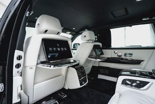 2026 ROLLS ROYCE PHANTOM EWB | GCC | MAIN DEALER WARRANTY SERVICE | VIP REAR SEATS