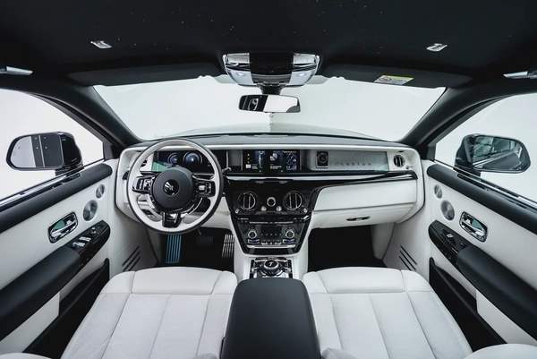 2026 ROLLS ROYCE PHANTOM EWB | GCC | MAIN DEALER WARRANTY SERVICE | VIP REAR SEATS