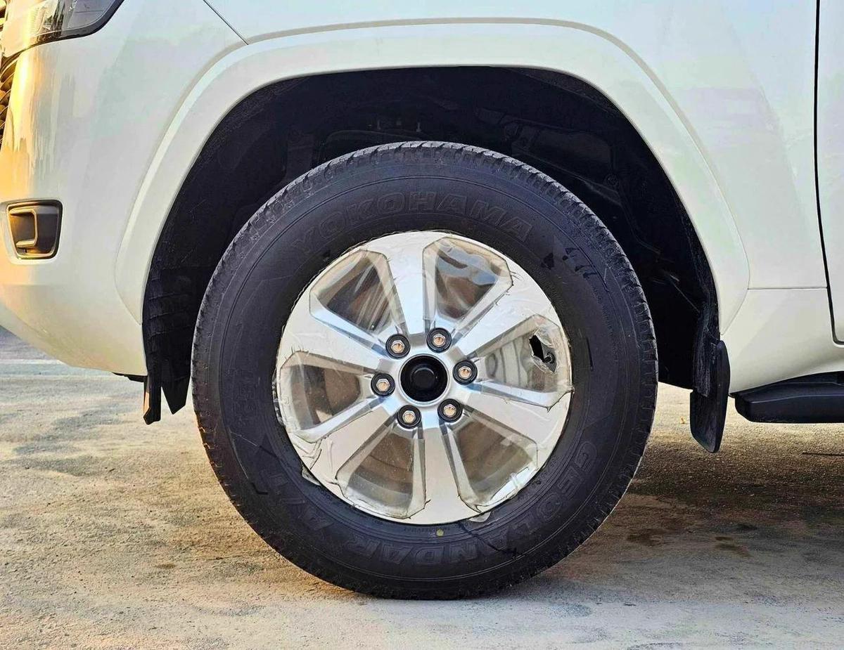 Toyota Land Cruiser GXR TWIN TURBO / 3.5L V6 PETROL / DRIVER PWR SEAT / COOL BOX (CODE # GXR-G)-17-17