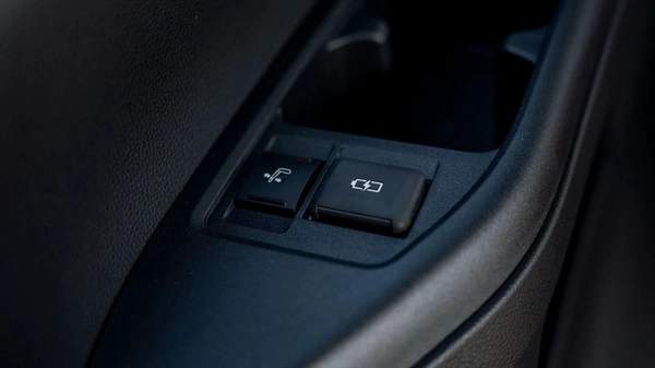 Toyota Land Cruiser VXR 3.5L