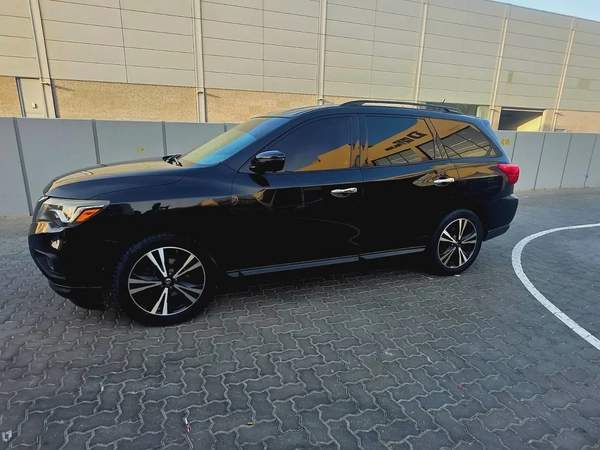 Nissan Pathfinder SL 2018, American Specs - GCC Ready!