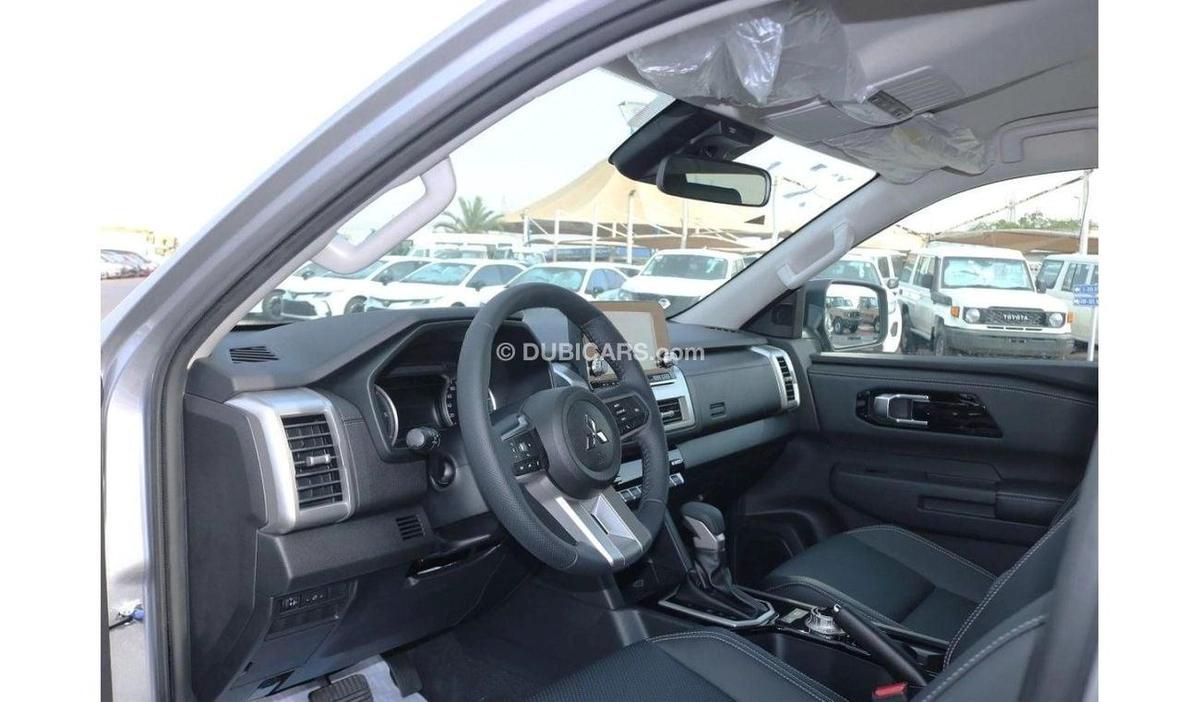 Mitsubishi L200 Mitsubishi L200 sportero 2.4L MY24 for export only-14-14