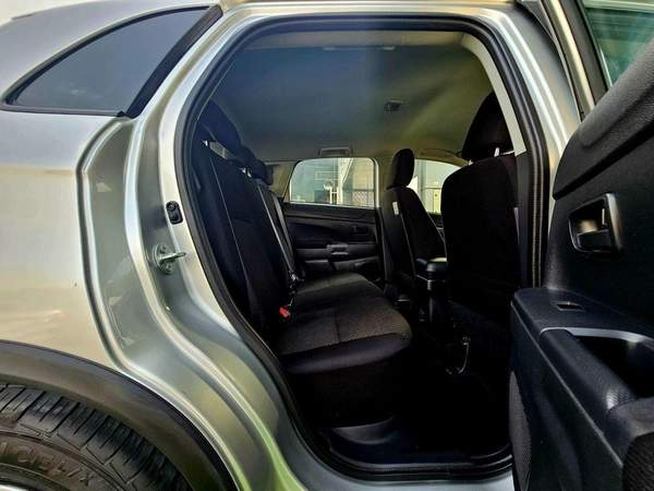 Mitsubishi ASX ASX GCC/ GLX 2.0 V4/ ORIGINAL PAINT/ LOW MILEAGE/ SINGLE OWNER